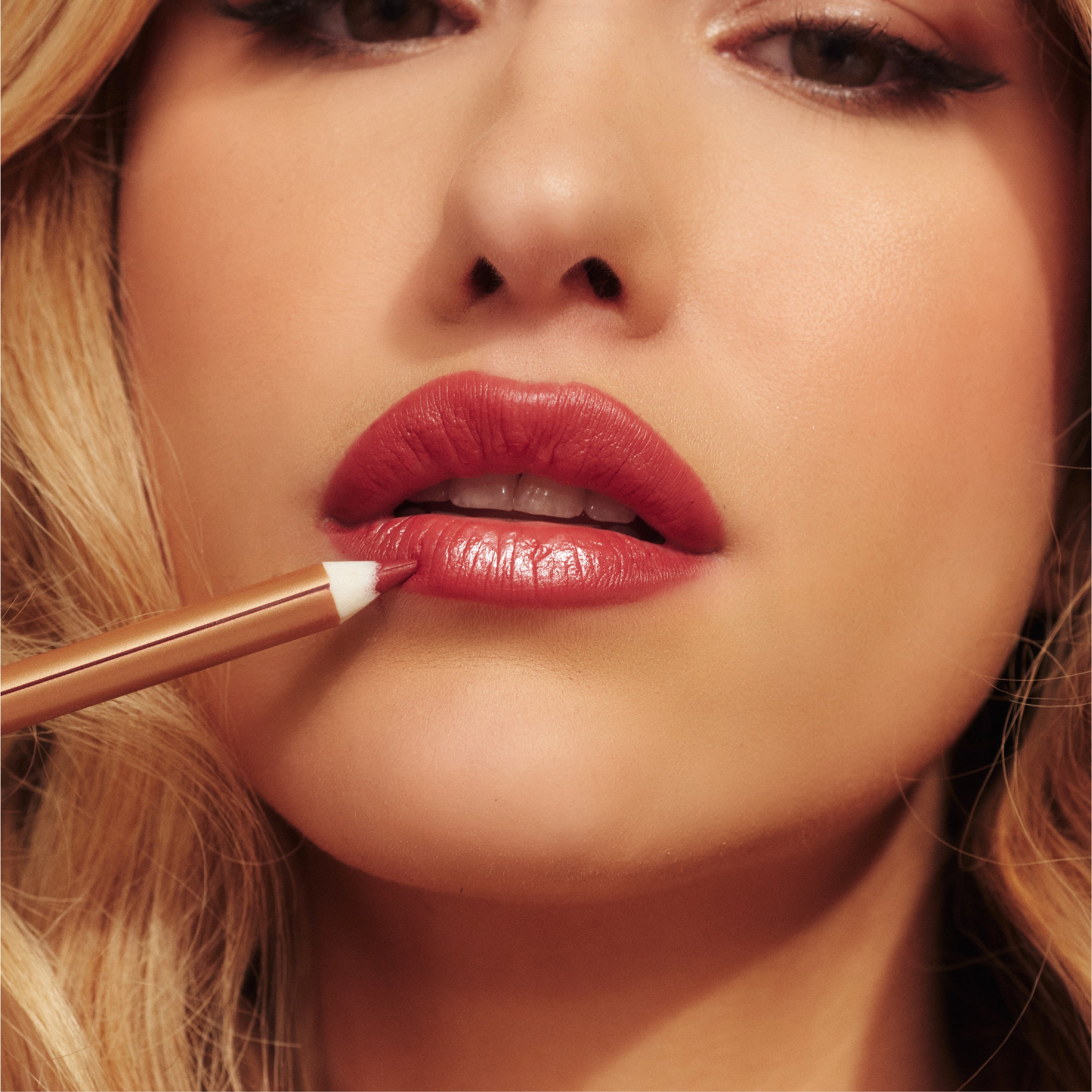 Perfect Pout Liner