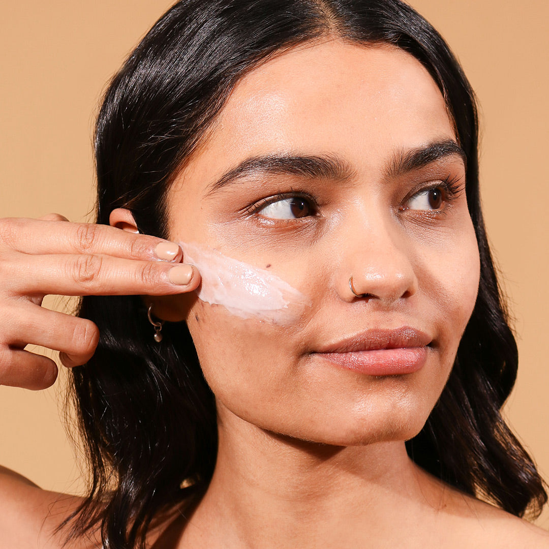 Moisturiser_Sensitive_Person.jpg