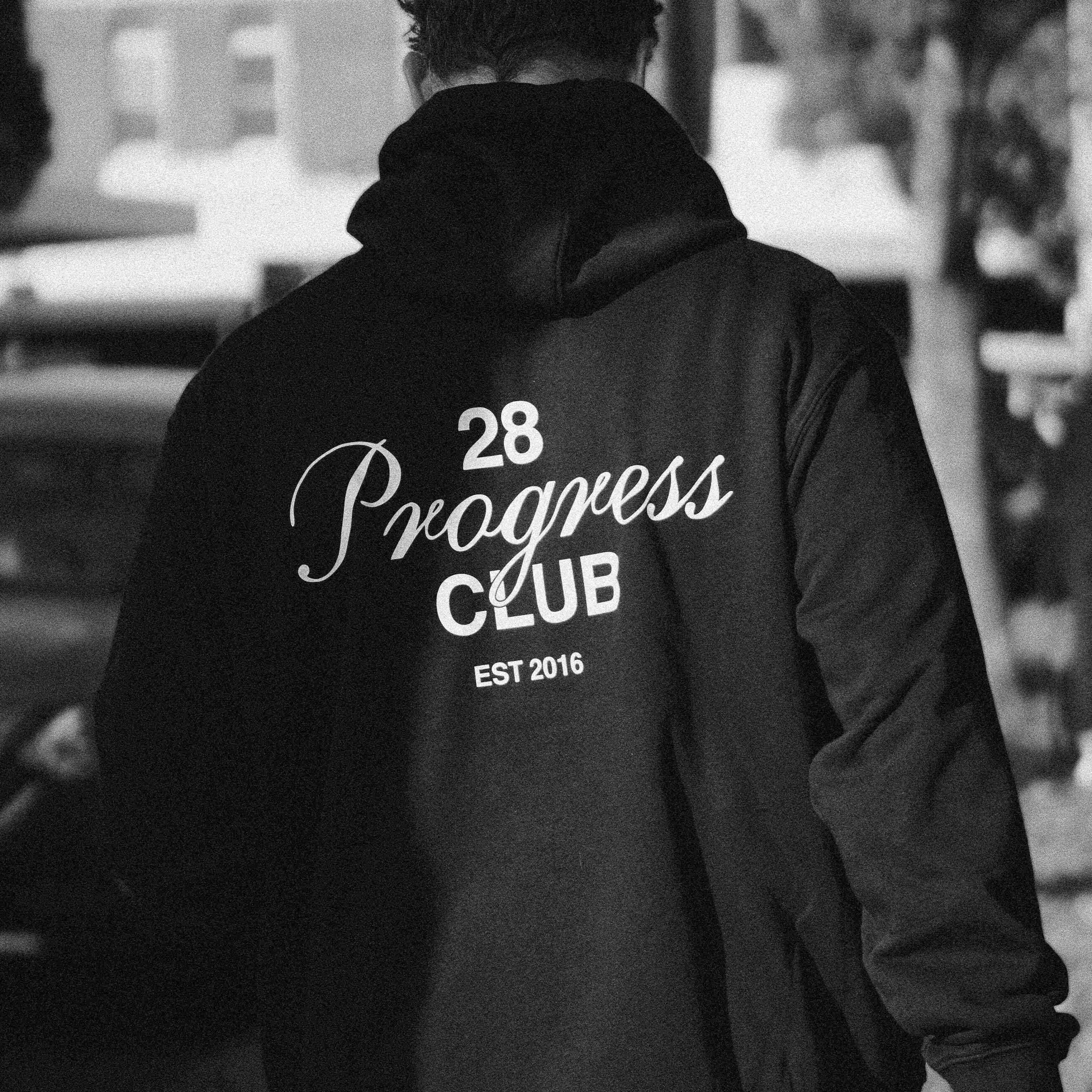 Nike_Park_Fleece_Hoodie_Progress_Club_insitu_03.jpg