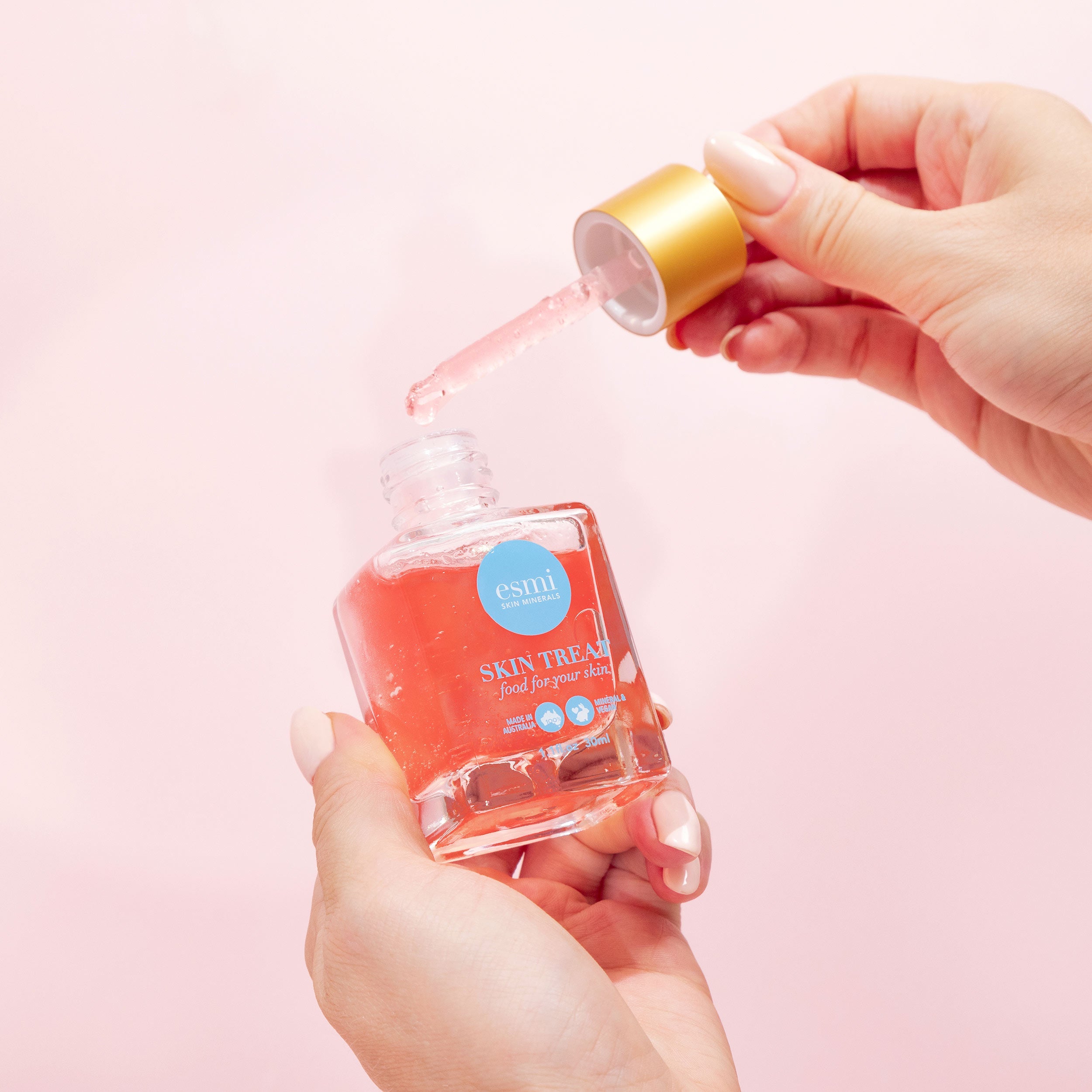 Serum_Ageless-Hyaluronic-Hydrating-Serum_ls3.jpg